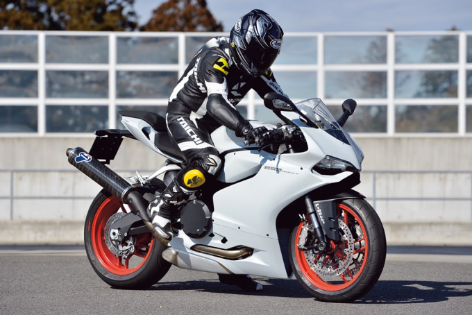 DUCATI 899パニガーレ | バイク足つき アーカイブ | タンデムスタイル