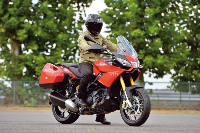 APRILIA カポノルド1200 ABS