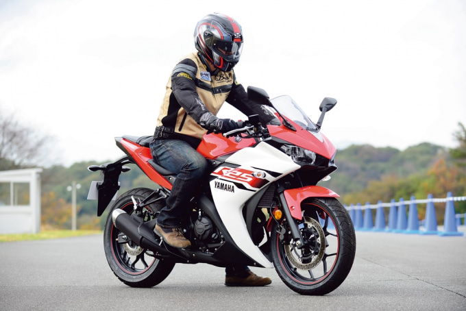 YAMAHA YZF-R25