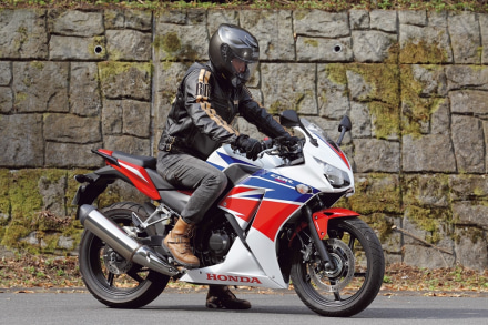 HONDA CBR250R