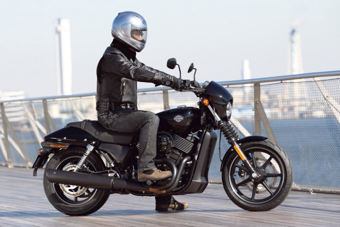 HARLEY-DAVIDSON ストリート750