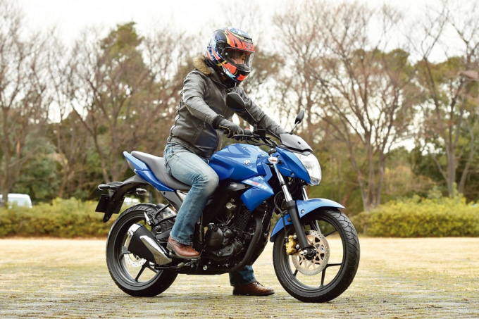 SUZUKI ジクサー