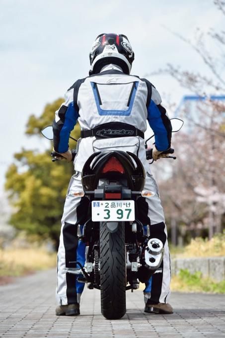 SUZUKI ジクサー