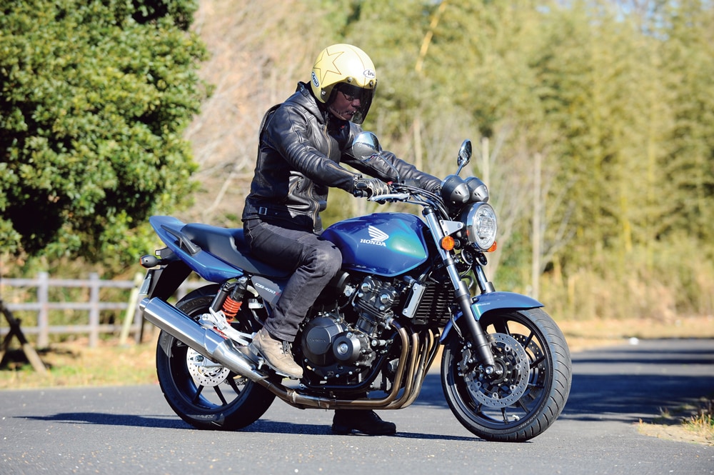 Honda Cb400 Super Four バイク足つき アーカイブ タンデムスタイル