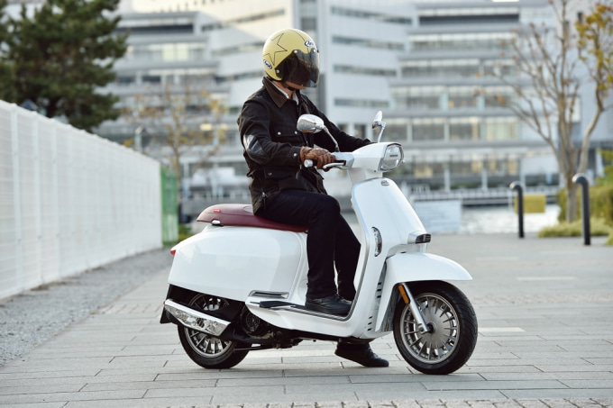 Lambretta V125スペシャル