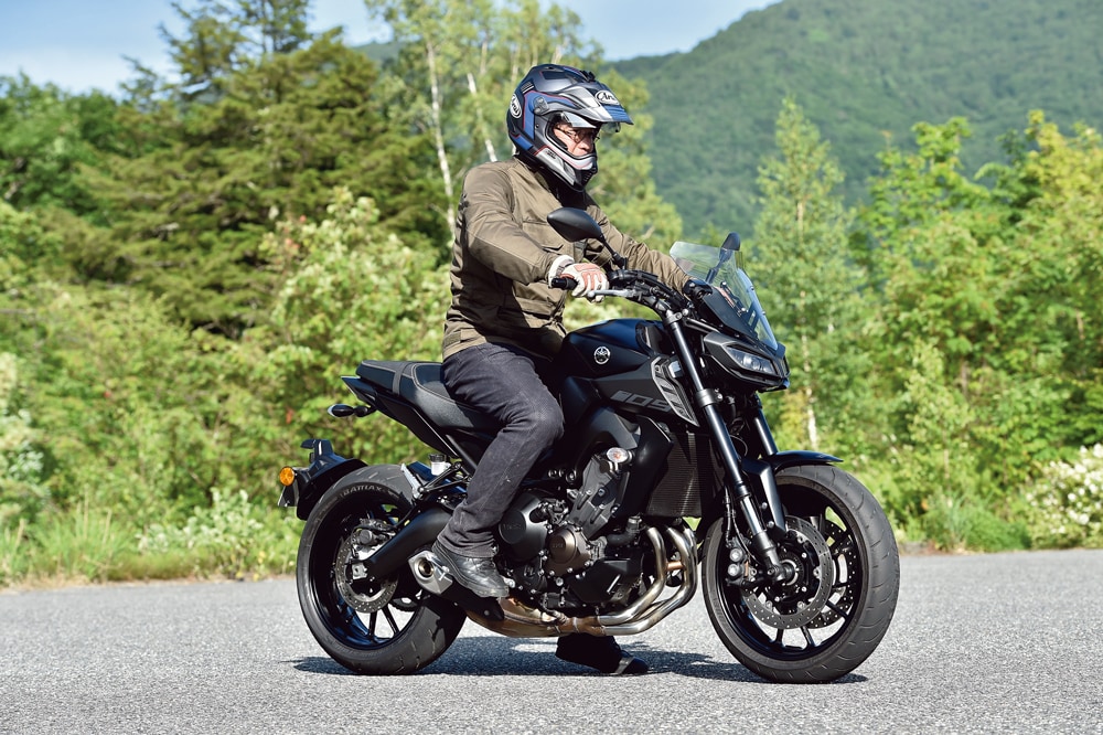 YAMAHA MT-09 コンフォートシート