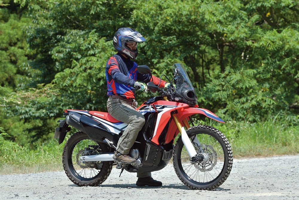 Honda Crf250ラリー Typeld バイク足つき アーカイブ タンデムスタイル