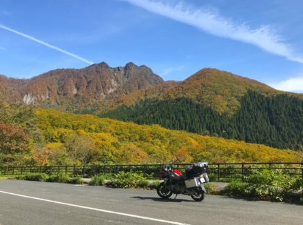 紅葉の大山を駆ける