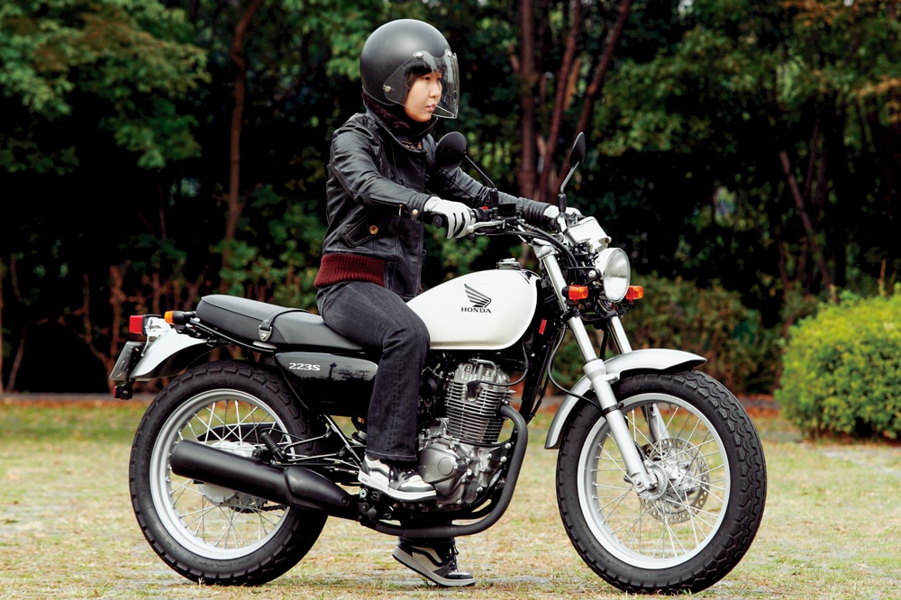 Honda Cb223s バイク足つき アーカイブ タンデムスタイル