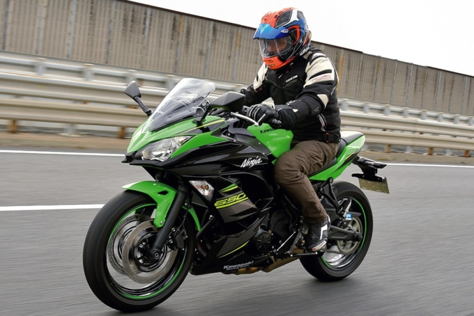 Kawasaki Ninja650 走行イメージ