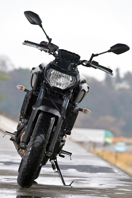 YAMAHA MT-07 ABS フロントビュー