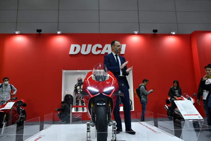 DUCATI パニガーレ V4 R