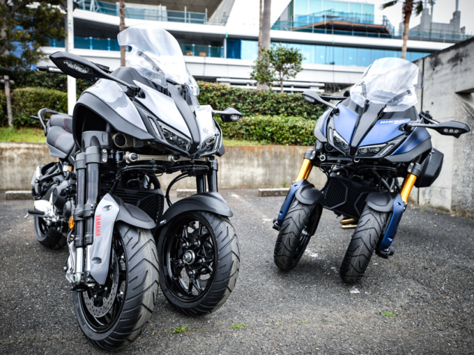 YAMAHA ナイケンGT グレーとナイケンGT マットブルー（パニア仕様）