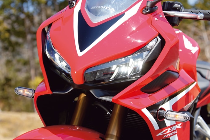 2019年モデル HONDA CBR650R ヘッドライト周り