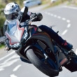 2019年モデル HONDA CBR400R ワインディングを走行