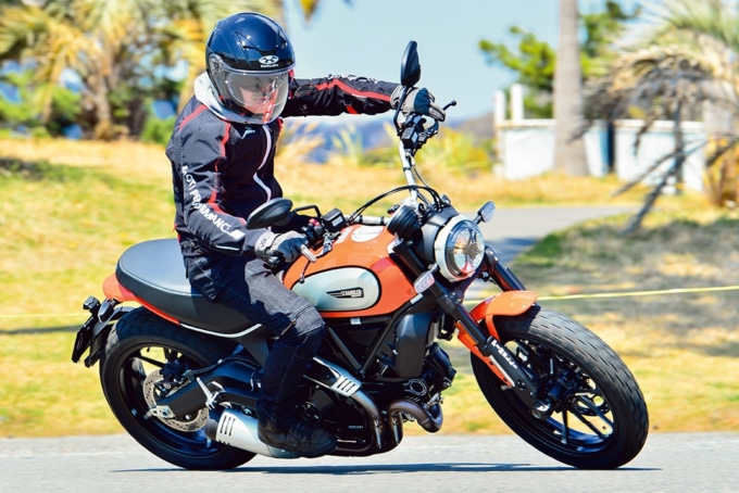 DUCATI SCRAMBLER ICON 走行