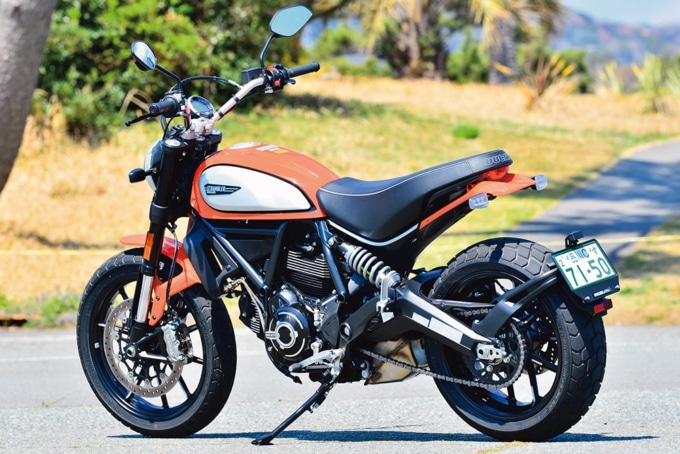 DUCATI SCRAMBLER ICON サイドビュー