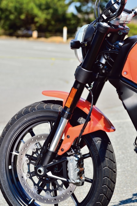 DUCATI SCRAMBLER ICON フロント足まわり