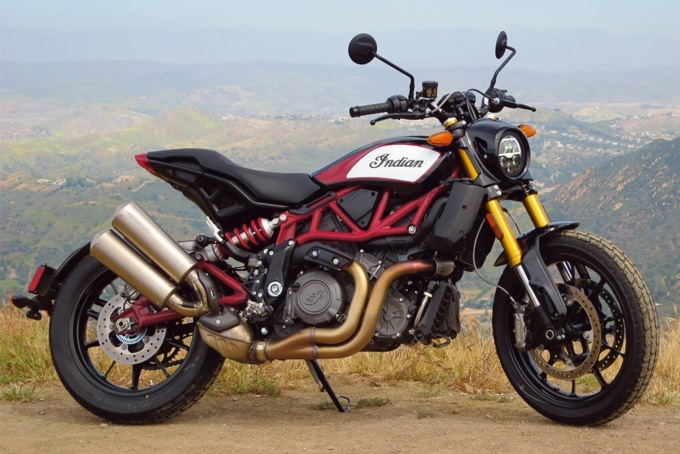 Indian Motorcycle FTR1200S サイドビュー