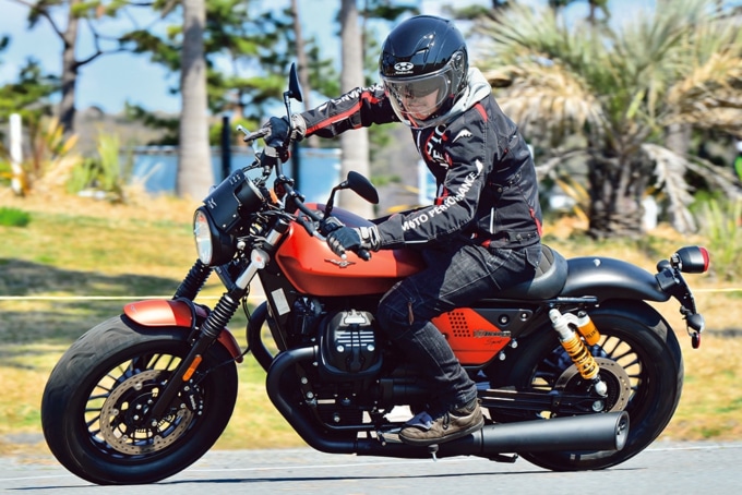 MOTO GUZZI V9 BOBBER SPORT 走行