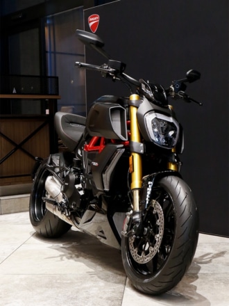 Ducati Diavel Meeting @ Pier-01で展示していたDiavel1260S