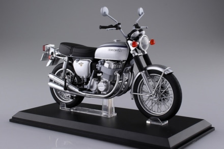 ホンダの名車『CB750FOUR (K2)』がアオシマの1/12完成品バイクシリーズに登場