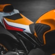 LUIMOTO CBR1000RR用 タンクリーフとシートカバー装着イメージ