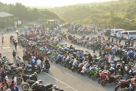 開催は10年に一度！40年続く歴史的なバイクイベント“草千里”