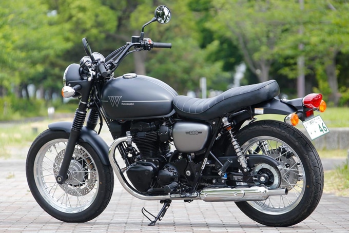 KAWASAKI W800ストリート 左サイドビュー