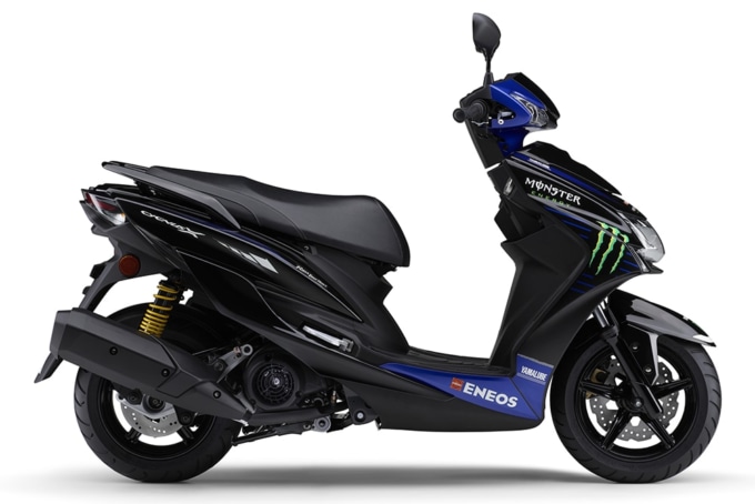 YAMAHA CYGNUS-X Monster Energy Yamaha MotoGP Edition サイドビュー