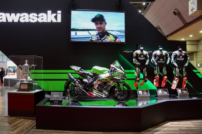 東京モーターショー2019 カワサキ鈴鹿8耐優勝記念展示