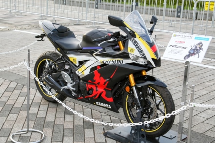 YAMAHA YZF-R25 暁モデル