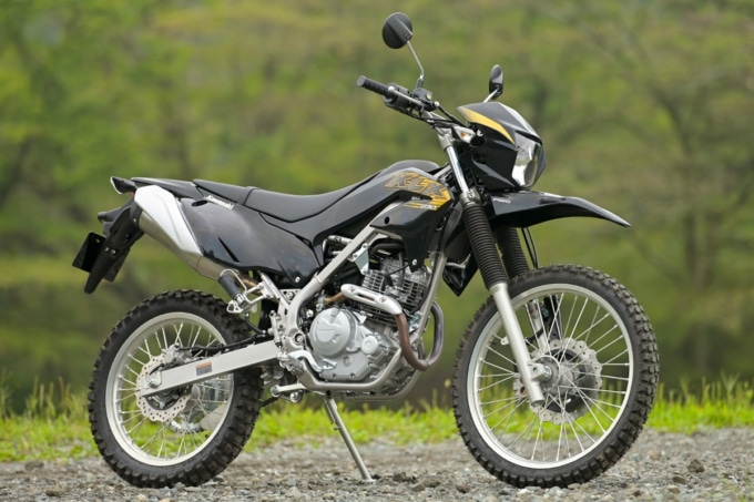 カワサキ KLX230 右7:3ビュー