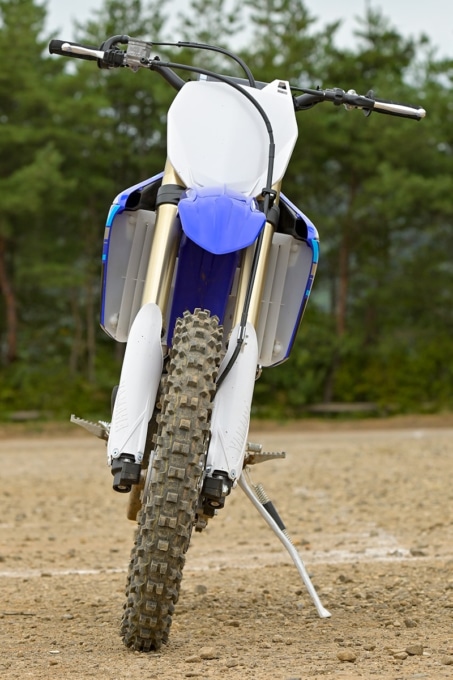 YAMAHA YZ250FX フロントビュー