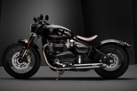 TRIUMPH BOBBER TFC（トライアンフ ボバーTFC）左サイドビュー