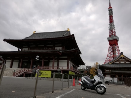 我輩は、東京タワー派　である