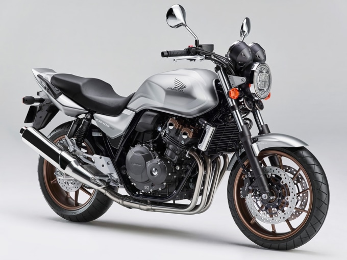 ホンダ CB400SF 特別仕様車（マットベータシルバーメタリック）