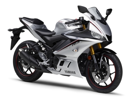 ヤマハ YZF-R3 ABS 2020年モデル（マットシルバー）