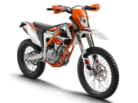 思わず競技車両と思ってしまうほどの軽量さ！KTM・FREERIDE 250 Fの2020年モデルが発売中