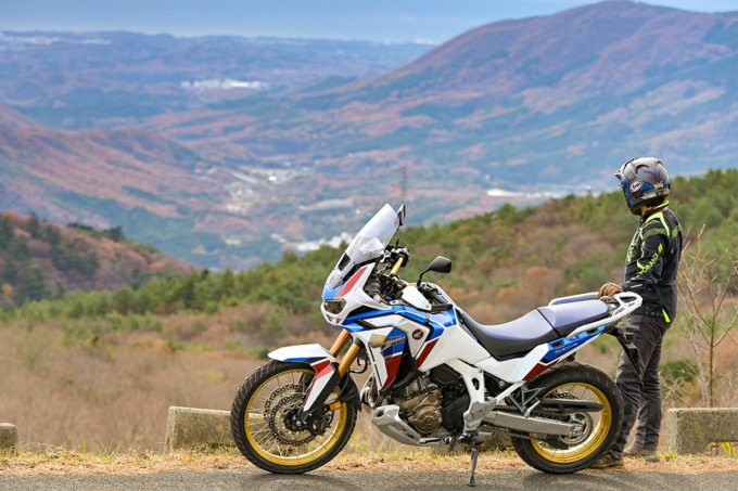 Honda Crf1100lアフリカツインシリーズ ダートも走れるアフリカツインがさらにパワーアップして登場 バイクインプレッション タンデムスタイル