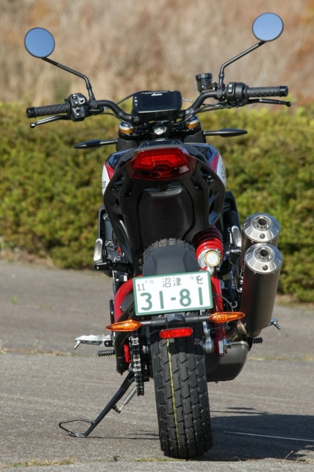 インディアンモーターサイクル FTR1200S リヤビュー