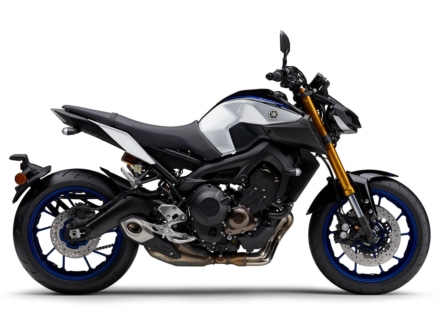 2018年モデル YAMAHA MT-09 SP ABS（ブラック）右サイドビュー