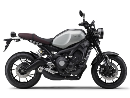 2020年モデル YAMAHA XSR900（マットグレー）右サイドビュー