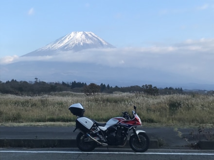 夕方の富士山とCB