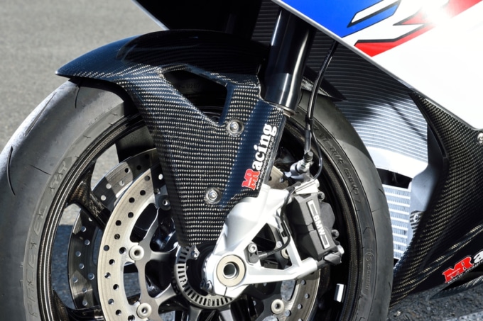 マジカルレーシング BMW S1000RR用カーボンフロントフェンダー