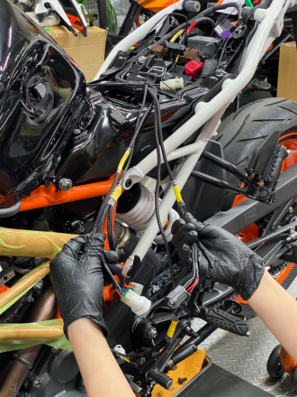 PowerTRONIC（パワートロニック）をKTM 390DUKEに配線