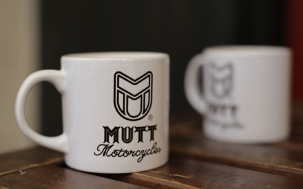 MUTT MOTORCYCLES 提携カフェで利用できるドリンクチケットもらえる！