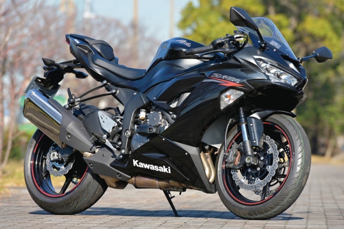 NINJA ZX-6R 右7:3ビュー