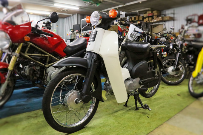 オートボーイ津田沼のリサイクルカブ デモ車