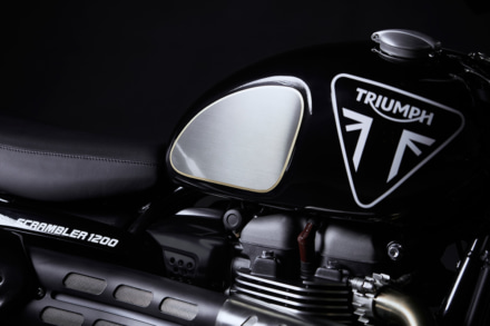 TRIUMPH Scrambler 1200 Bond Edition